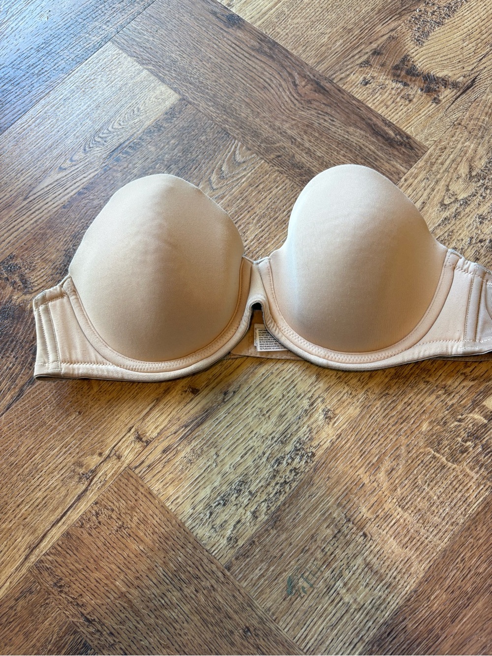 Wacoal Strapless Nude Bra 36B